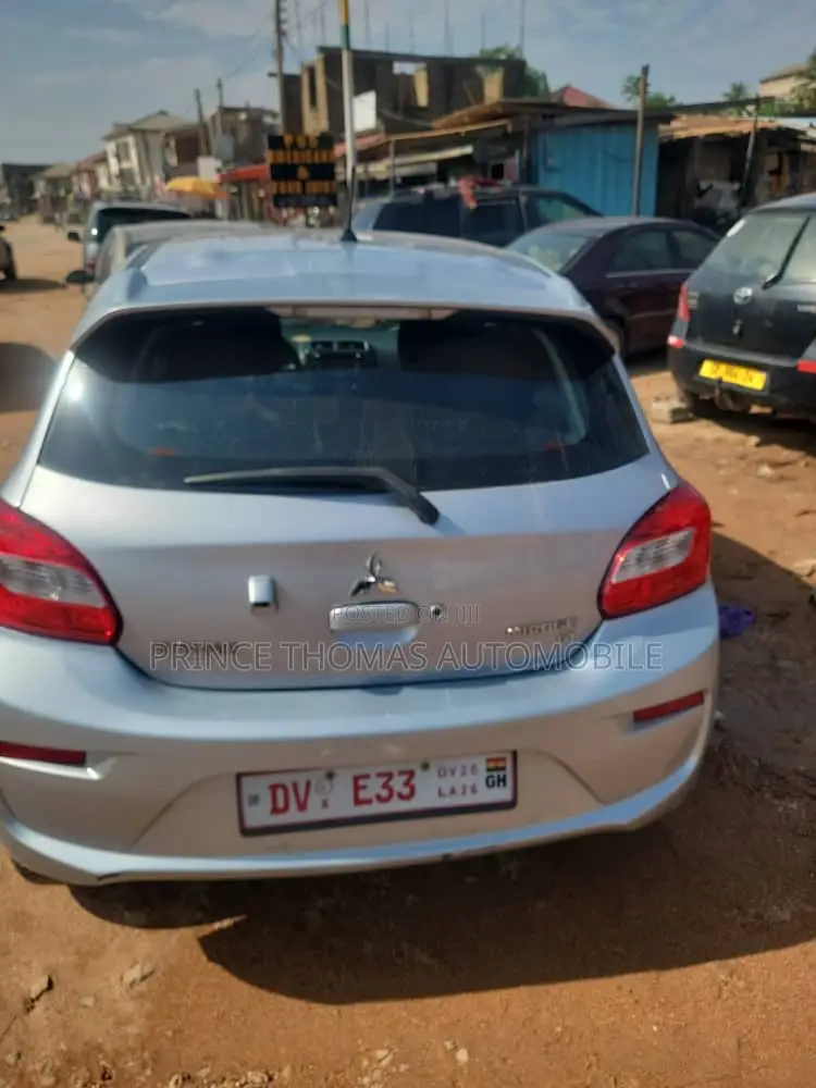 Mitsubishi Mirage 2017 Silver