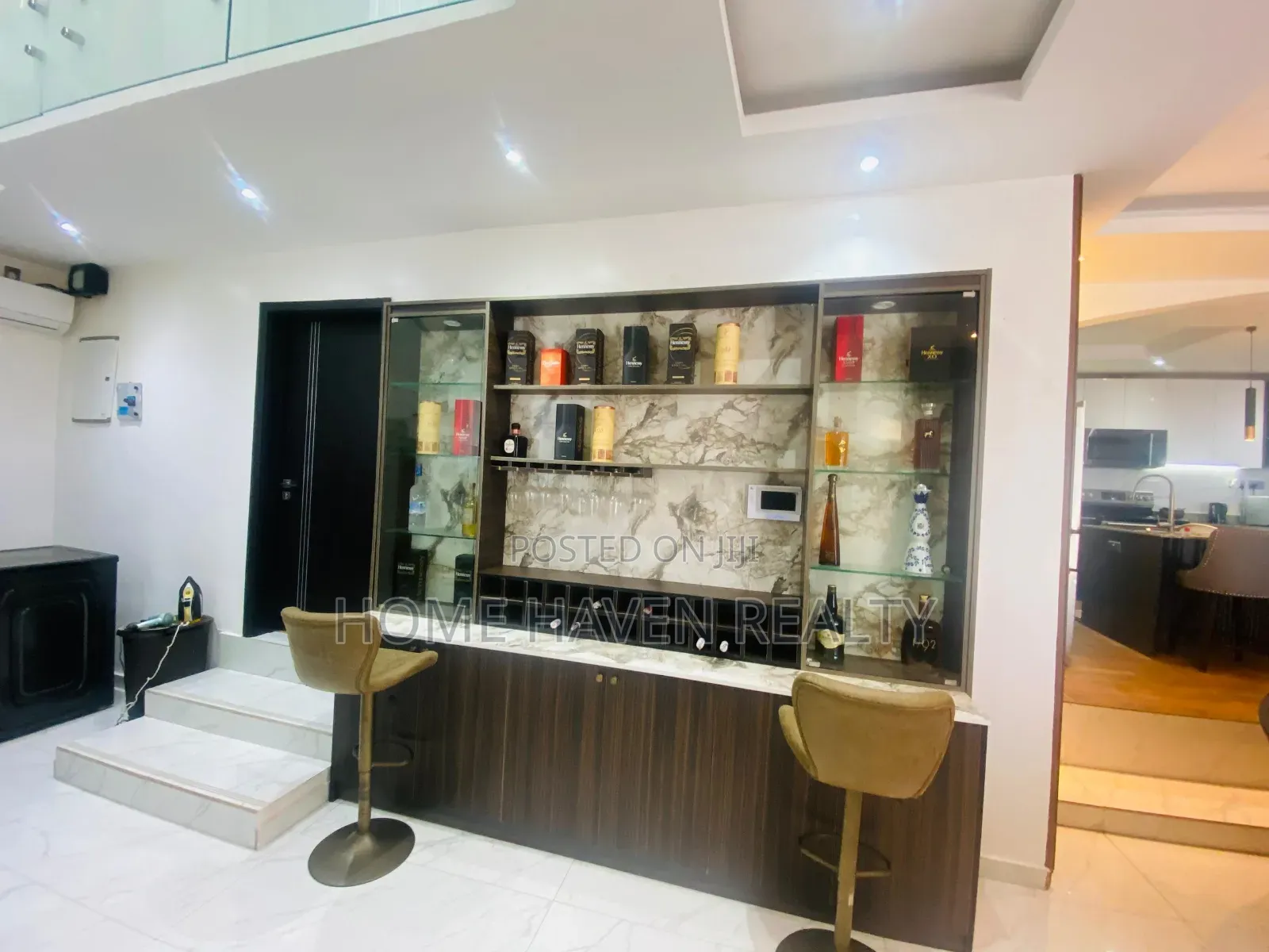 Furnished 3bdrm House in Krokrobite - New, West Hills Mall Area