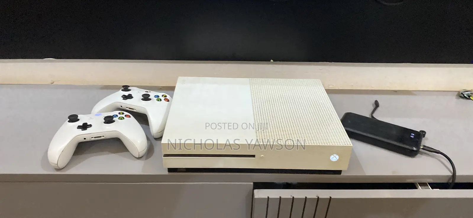 Xbox One S