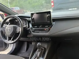 Toyota Corolla SE 2020 White