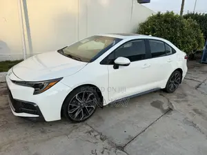Toyota Corolla SE 2020 White