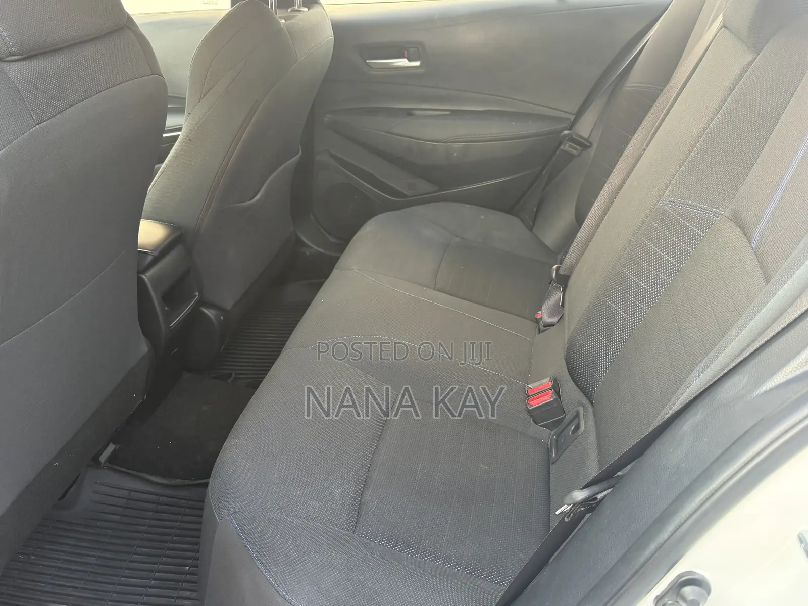 Toyota Corolla SE 2020 White