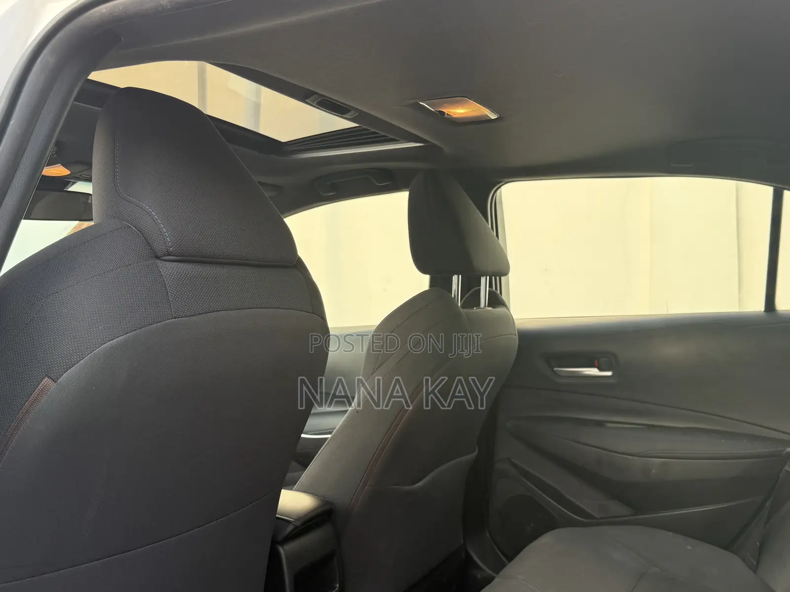 Toyota Corolla SE 2020 White