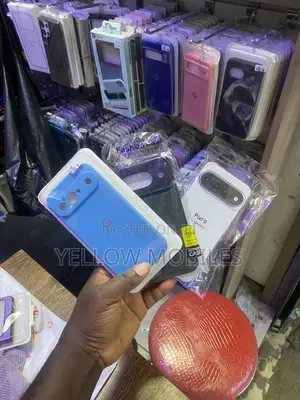 Google Pixel 9 Silicon Cover