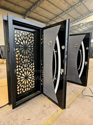 Door in Door