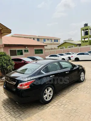 Nissan Altima 2.5 SV 4dr Sedan (2.5L 4cyl CVT) 2014 Black