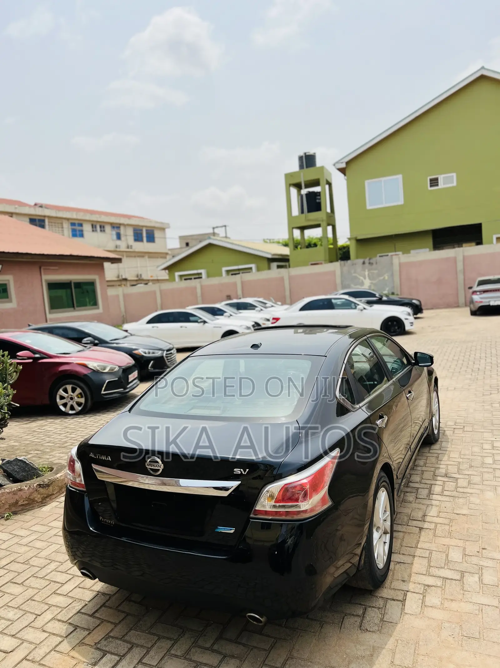 Nissan Altima 2.5 SV 4dr Sedan (2.5L 4cyl CVT) 2014 Black