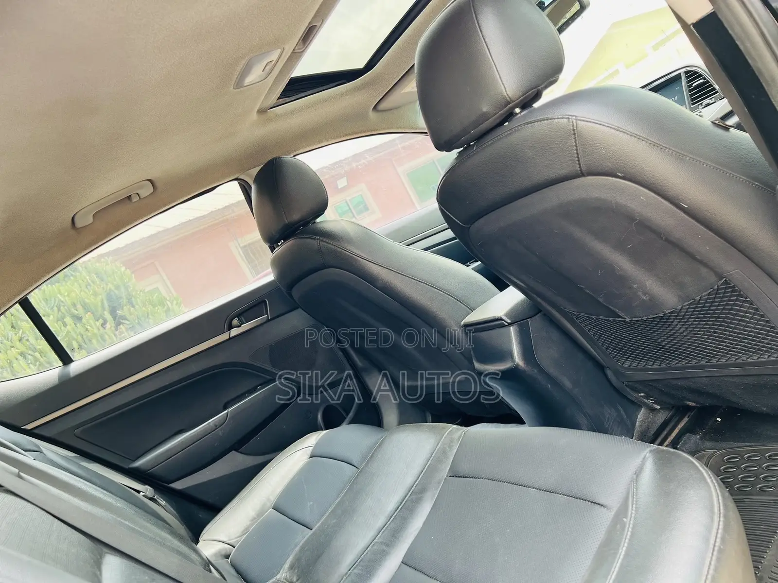 Hyundai Elantra Limited Sedan FWD (1.8L 4cyl 6A) 2016 Black