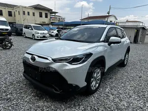 Toyota Frontlander 2.0 Petrol FWD 2022 White