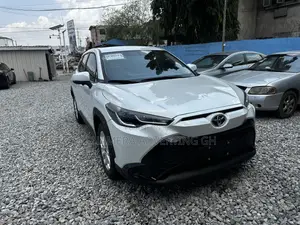 Toyota Frontlander 2.0 Petrol FWD 2022 White