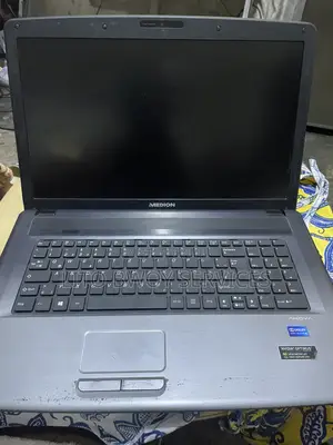 Laptop Medion 8GB Intel Core i5 HDD 750GB
