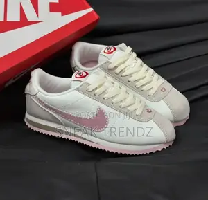 Nike Cortez Trainers Val’S Pinkwhite
