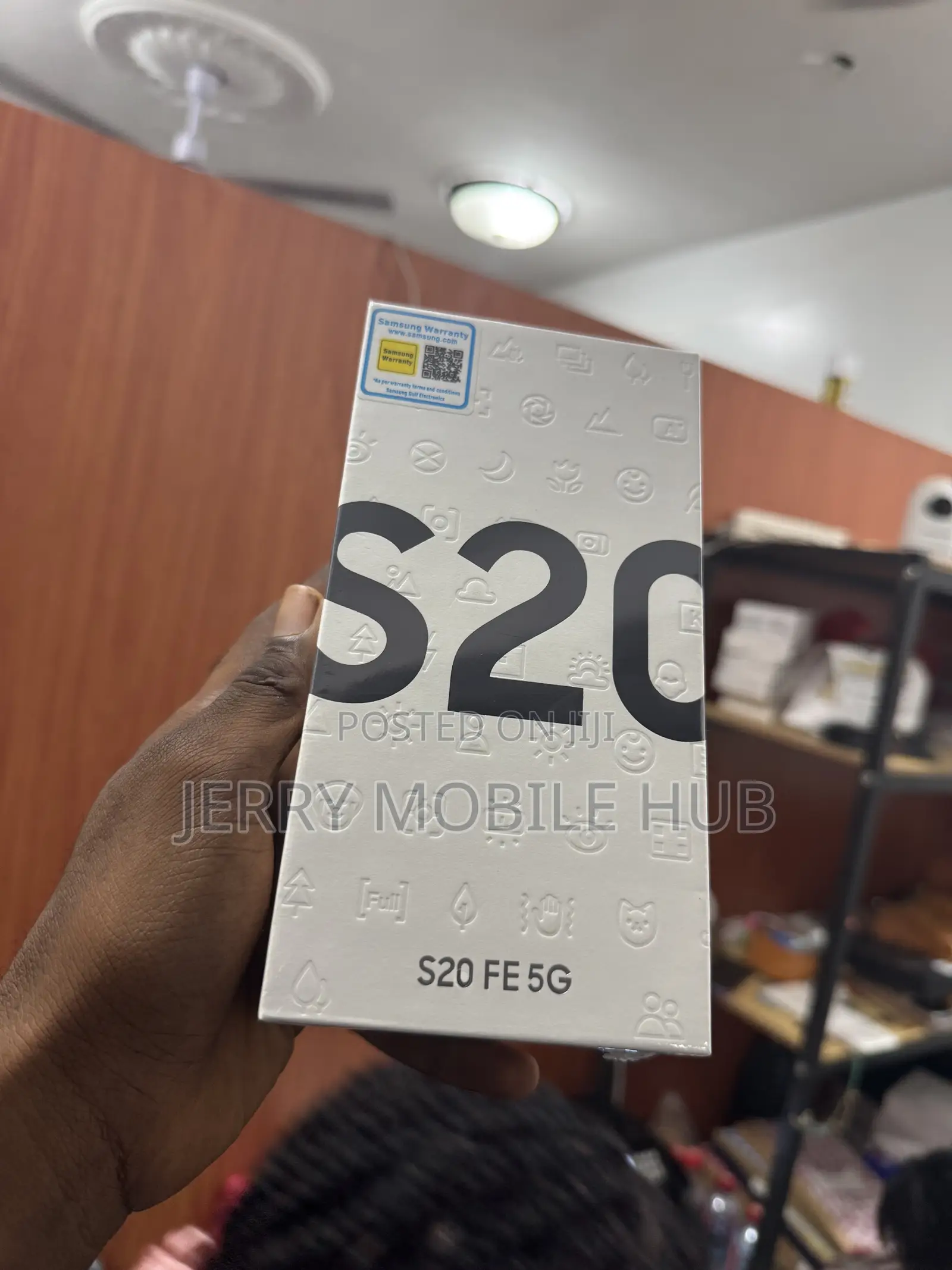 New Samsung Galaxy S20 FE 5G 128 GB Blue