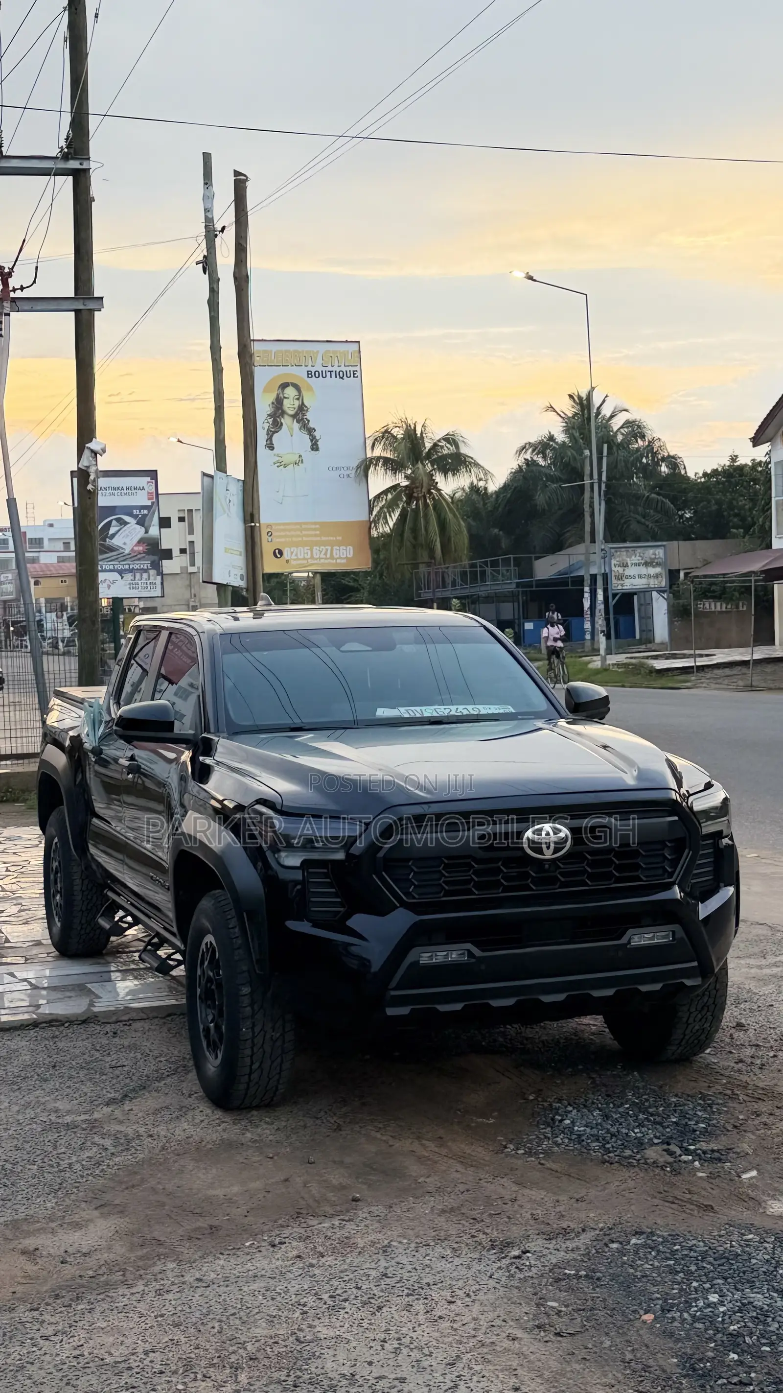 Toyota Tacoma 2024 Black
