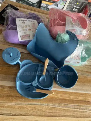 Mess-Free Feeding Silicone Baby Plate+Bowl+Bib Set