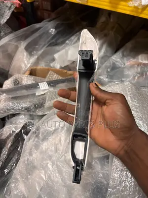 Hyundai Elantra Front Door Handle 2021 2022 2023 2024