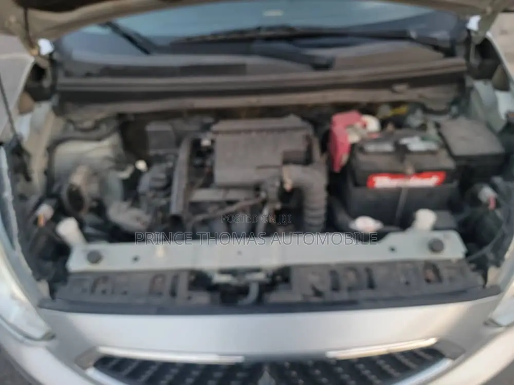 Mitsubishi Mirage 2017 Silver