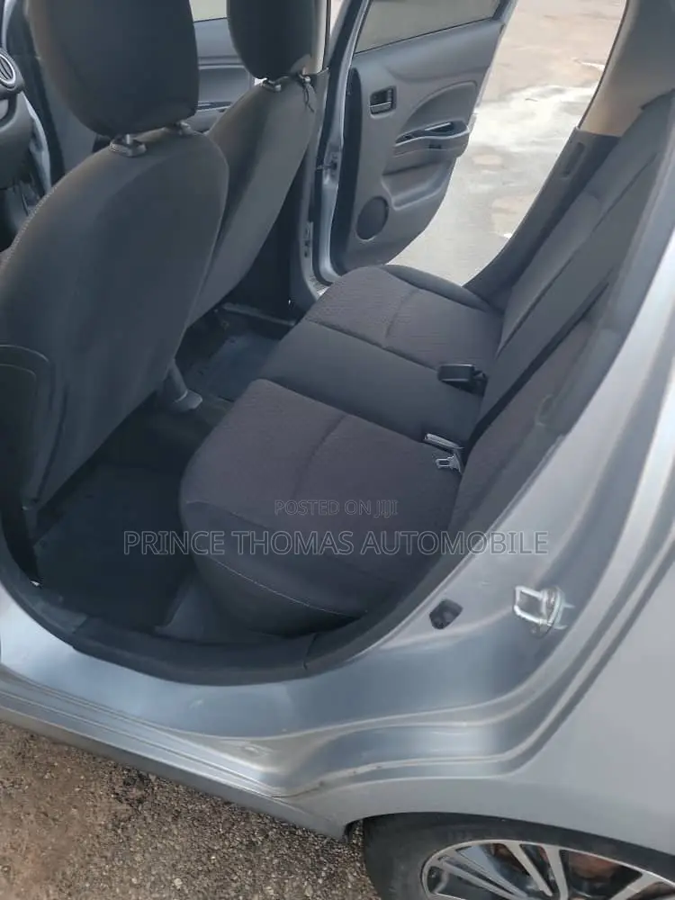 Mitsubishi Mirage 2017 Silver