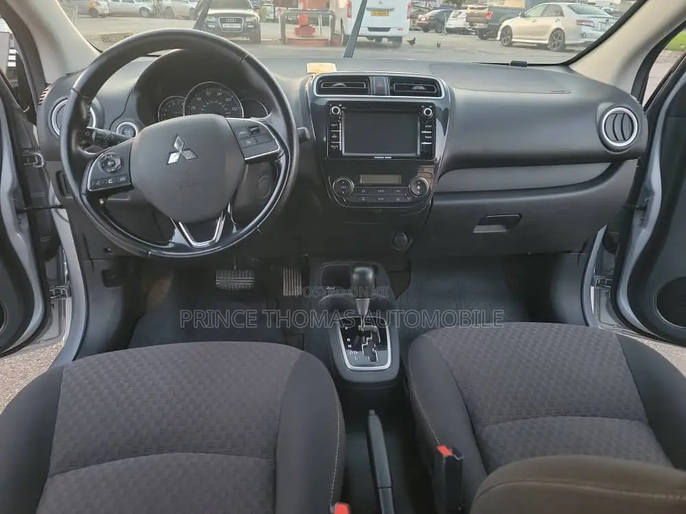 Mitsubishi Mirage 2017 Silver
