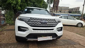 Ford Explorer 2021 White