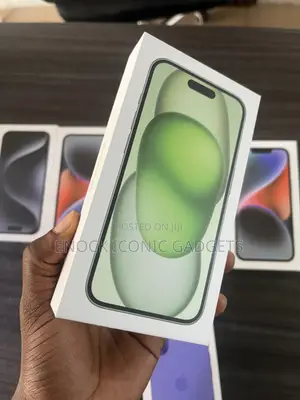 New Apple iPhone 15 128 GB Green