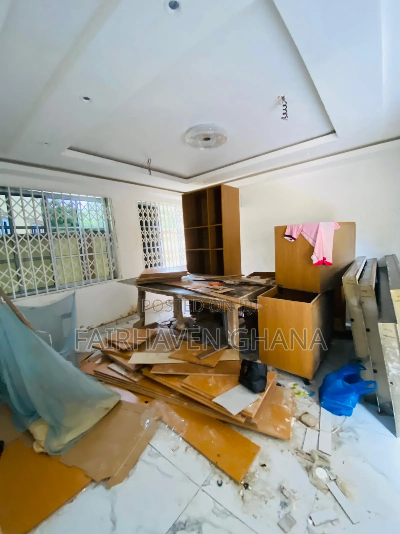 4bdrm House in Fairhaven Properties, Tesano for rent