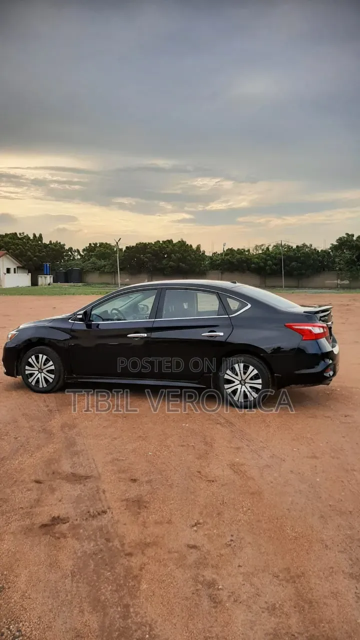 Nissan Sentra 2017 Black