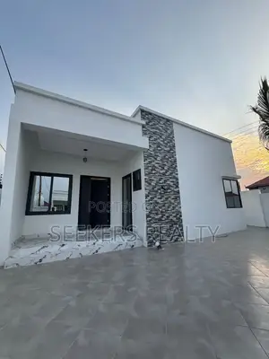 3bdrm House in Seekers Realty, Manet Junction for sale