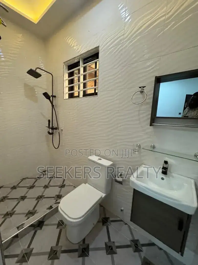 3bdrm House in Seekers Realty, Manet Junction for sale
