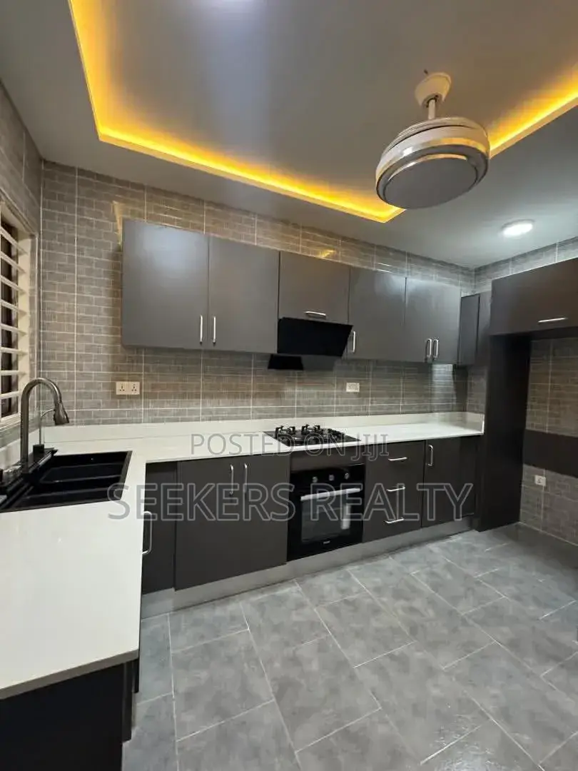 3bdrm House in Seekers Realty, Manet Junction for sale