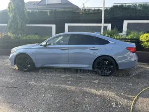 Honda Accord Touring 2018 Blue