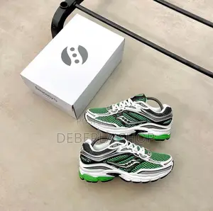 Men Running Progrid Shoes/Trainers