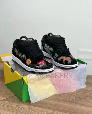 Nike Sb Dunk X Halloween Custom