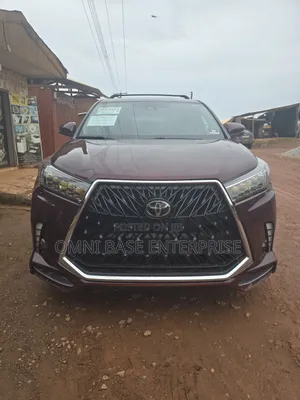 Toyota Highlander LE Plus 2019 Burgundy