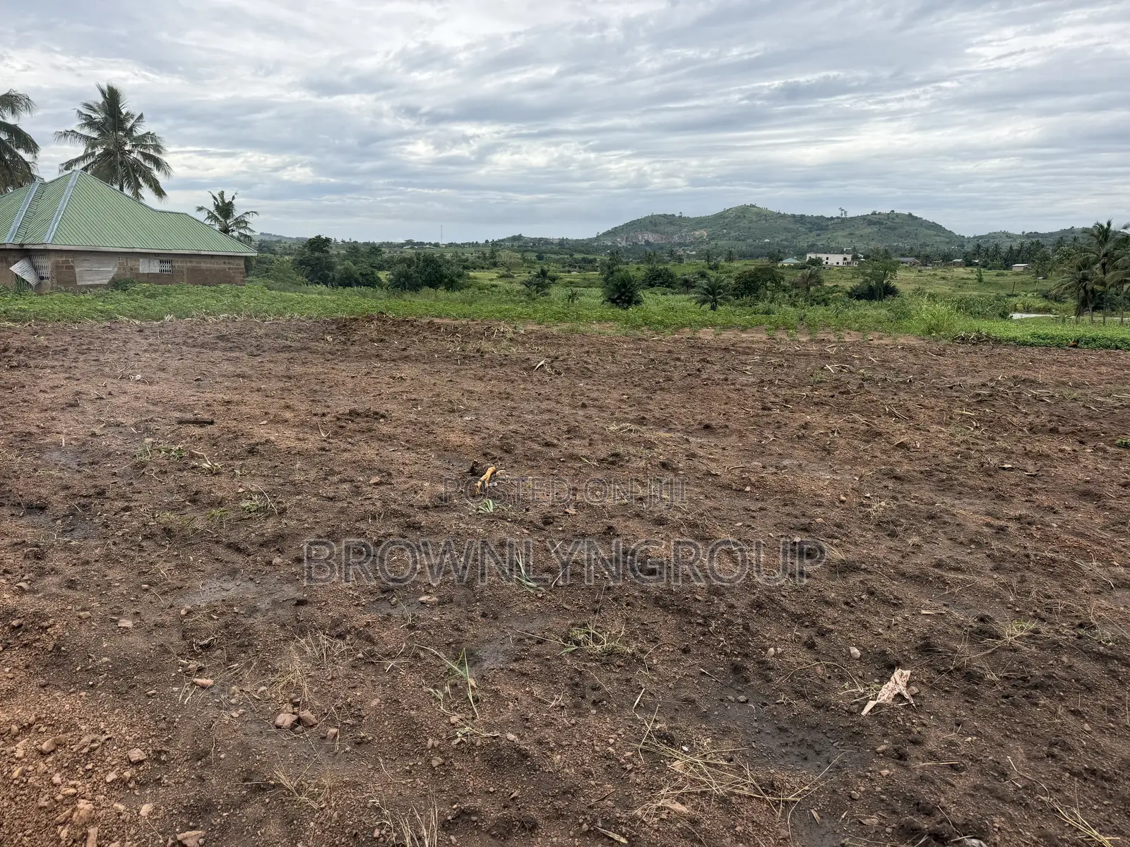 2 Plots at Hunese