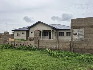 5bdrm House in Vitting-Target, Tamale Municipal for sale