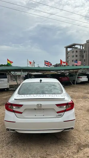 Honda Accord Sport 2.0T 2022 White