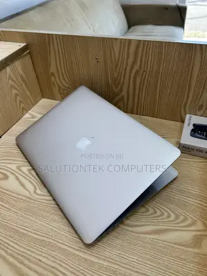 Laptop Apple MacBook Pro 2015 16GB Intel Core i7 SSD 256GB