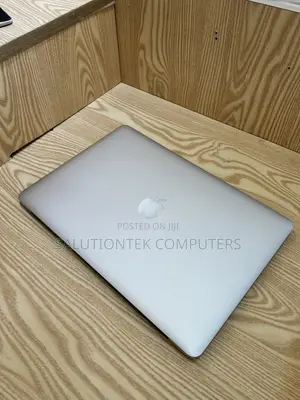 Laptop Apple MacBook Pro 2015 16GB Intel Core i7 SSD 256GB