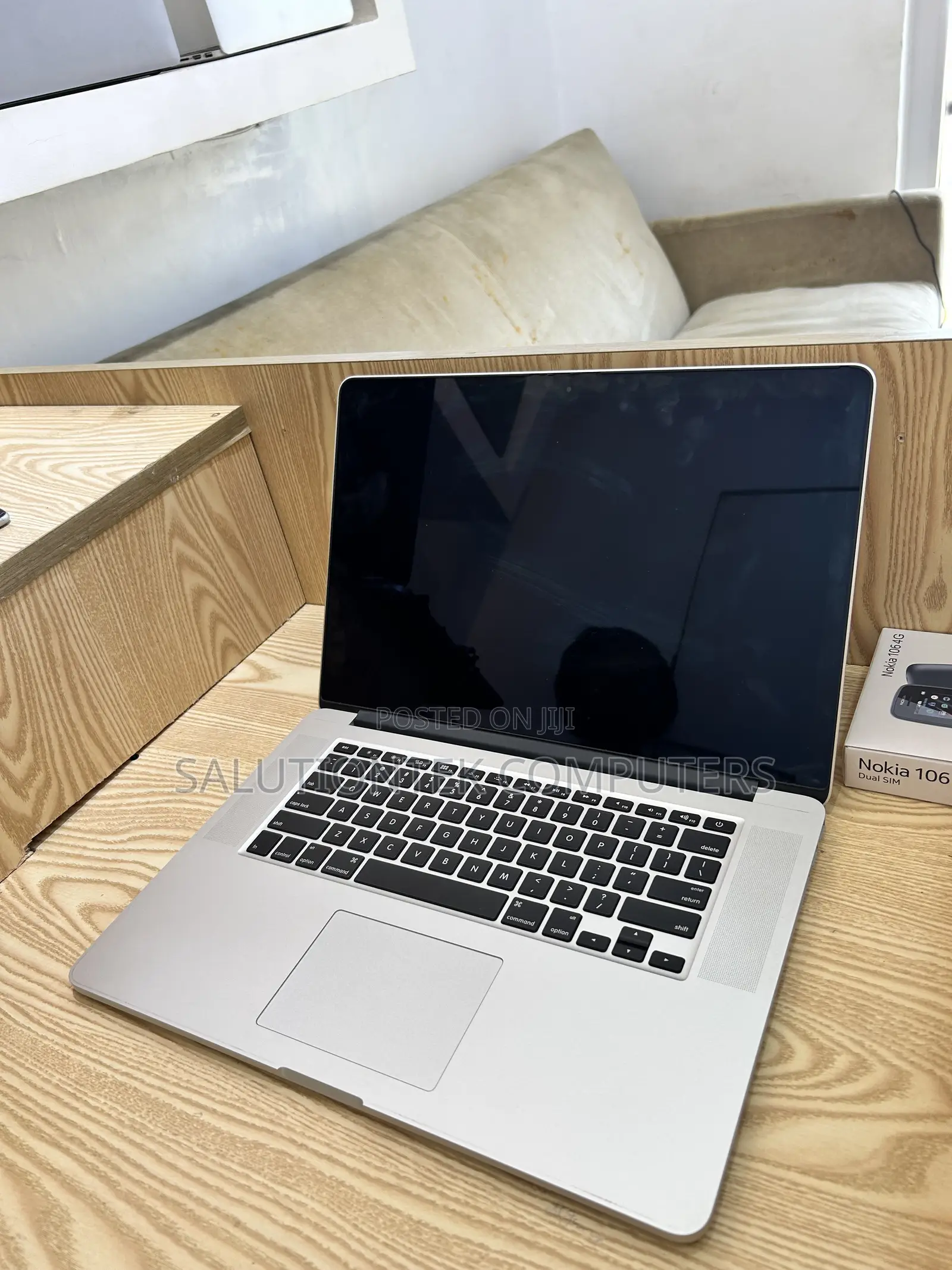 Laptop Apple MacBook Pro 2015 16GB Intel Core i7 SSD 256GB