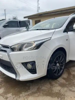 Toyota Yaris 2014 White