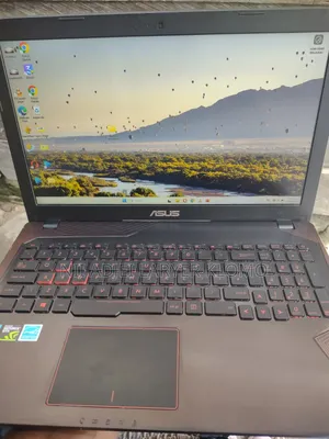 Laptop Asus ROG GL553VD 16GB Intel Core i5 HDD+SSD 1T