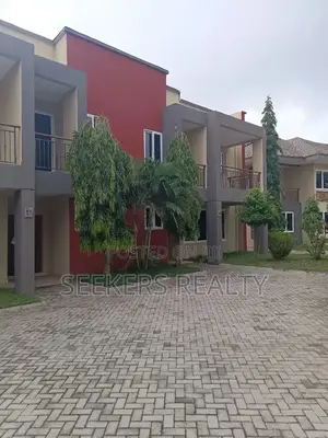 3bdrm Townhouse / Terrace in Seekers Realty, Cantonments for rent
