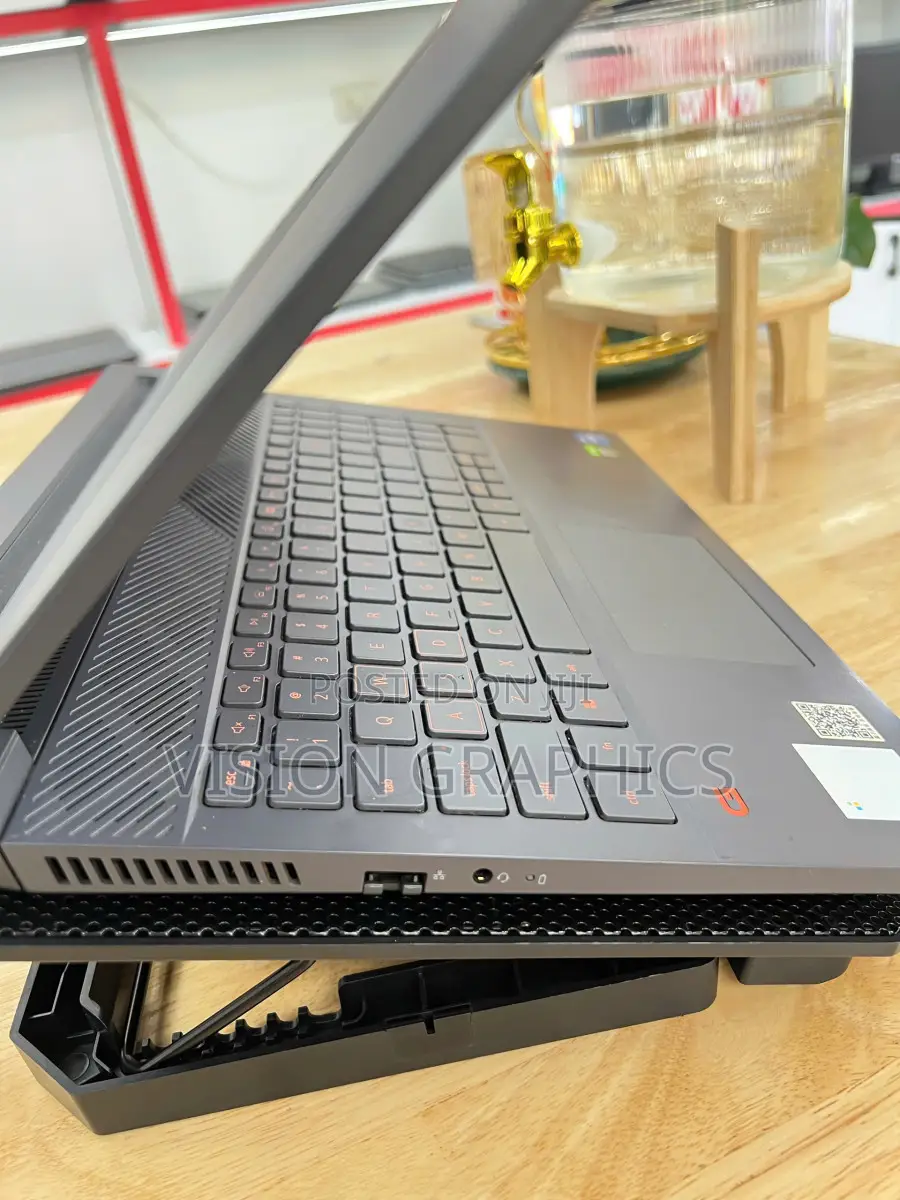 Laptop Dell G15 5520 16GB Intel Core i9 SSD 1T