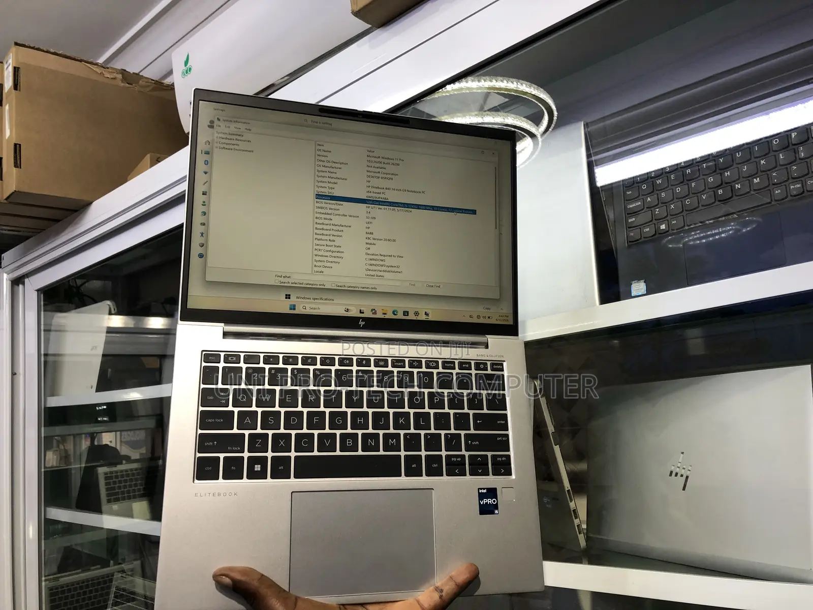 New Laptop HP EliteBook 840 G9 16GB Intel Core i5 SSD 256GB