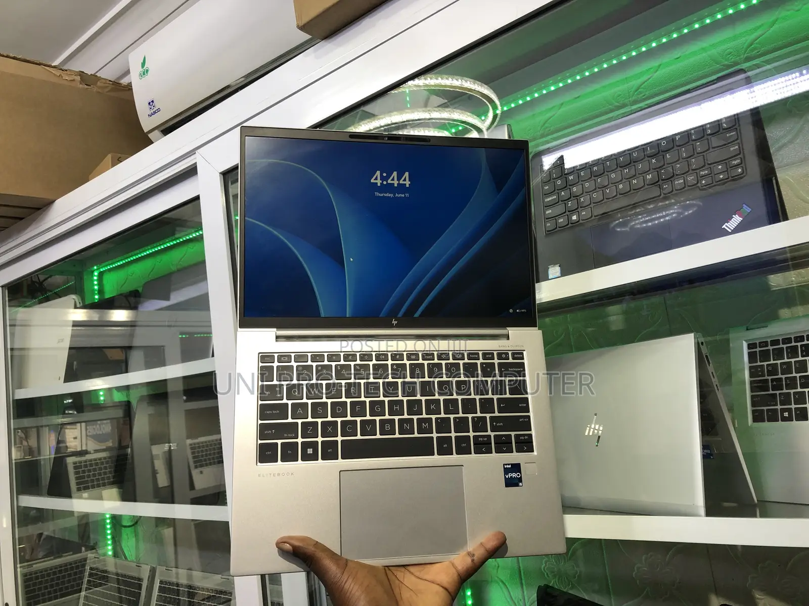 New Laptop HP EliteBook 840 G9 16GB Intel Core i5 SSD 256GB