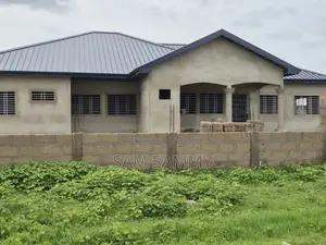 5bdrm House in Vitting-Target, Tamale Municipal for sale