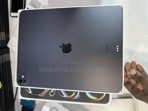 Apple iPad Pro 13 (2024) 256 GB Black