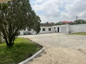 9bdrm House in East Legon for rent
