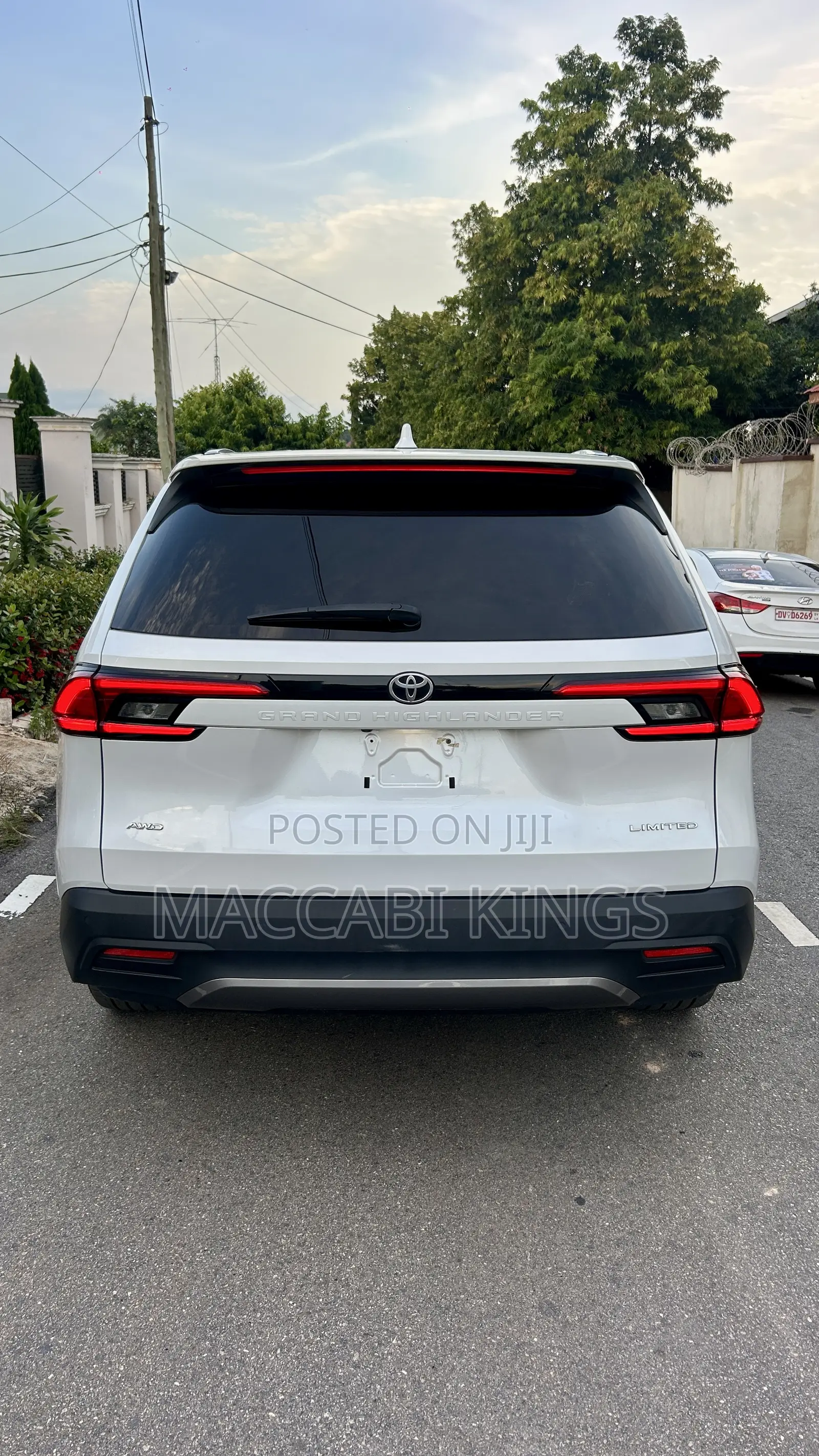 Toyota Highlander Limited 2025 White